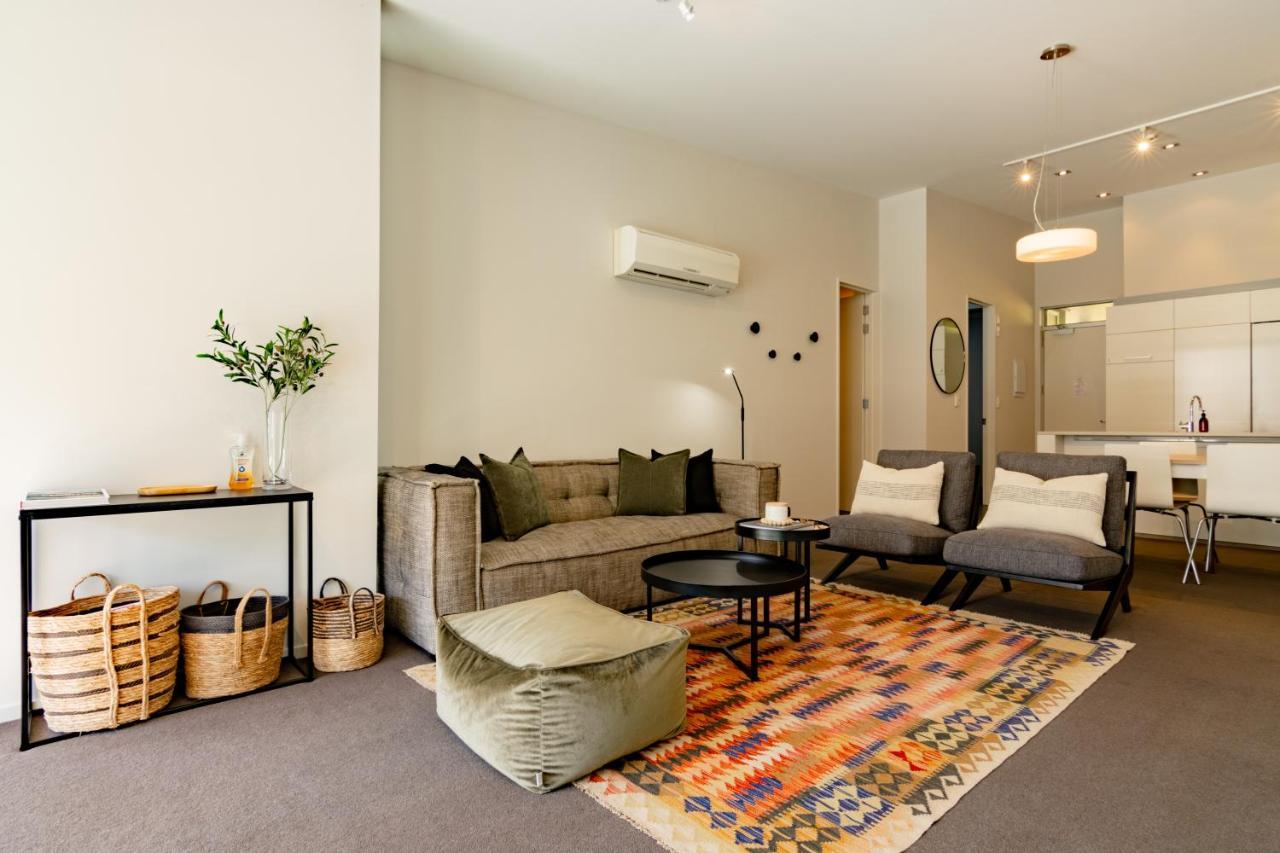 Stylish Haven Luxury Interiors In Prime Location Apartment Queenstown Ngoại thất bức ảnh