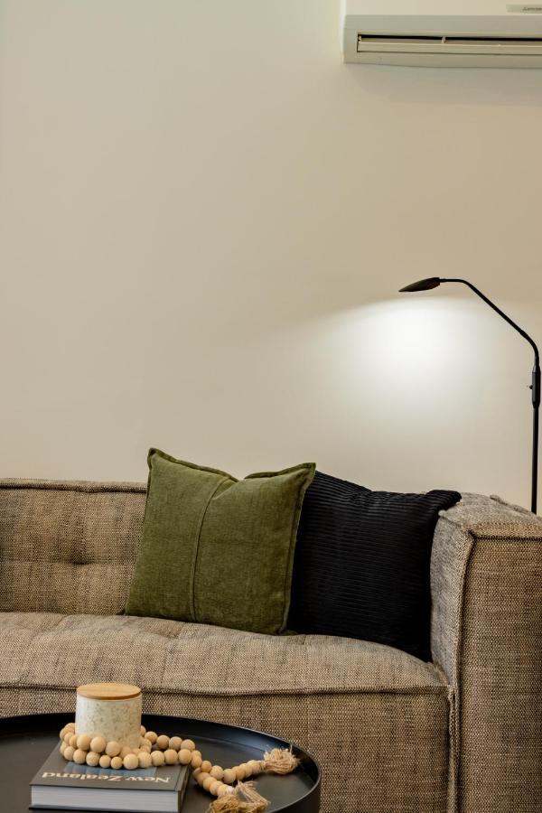 Stylish Haven Luxury Interiors In Prime Location Apartment Queenstown Ngoại thất bức ảnh